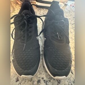 Nike Black kids 270s